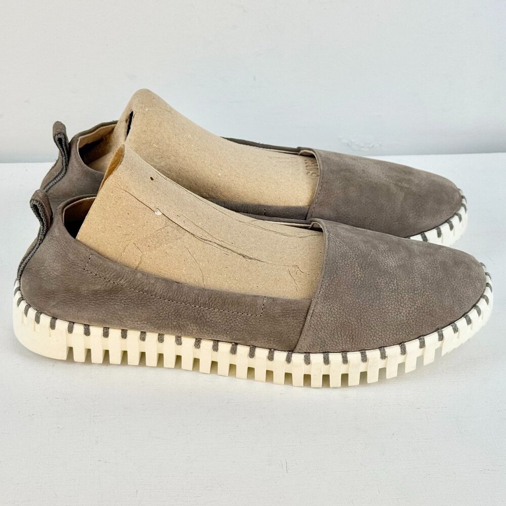 Women's 9 - National Comfort Landry Leather Slip-on flat Shoe - Gray